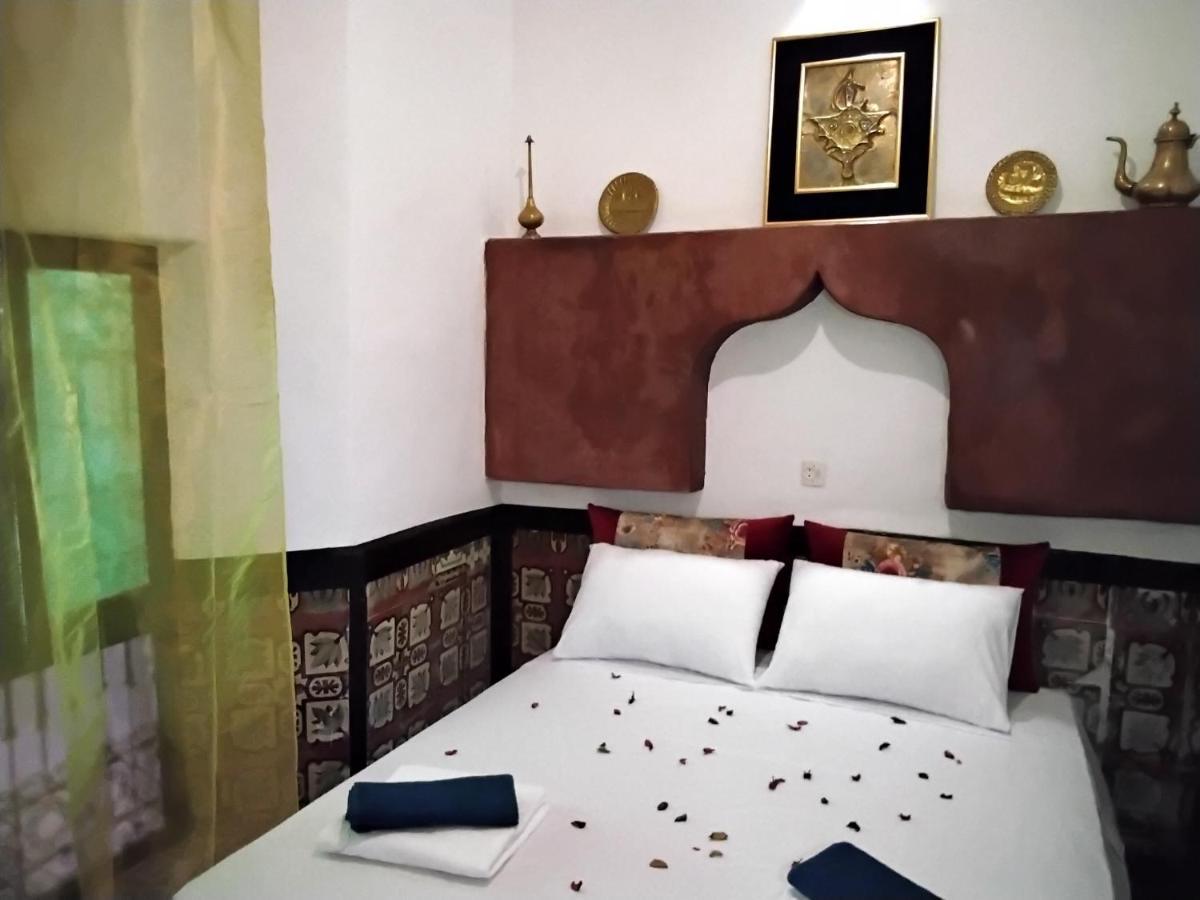 Riad Bouchouari 33 Marrakesz Zewnętrze zdjęcie