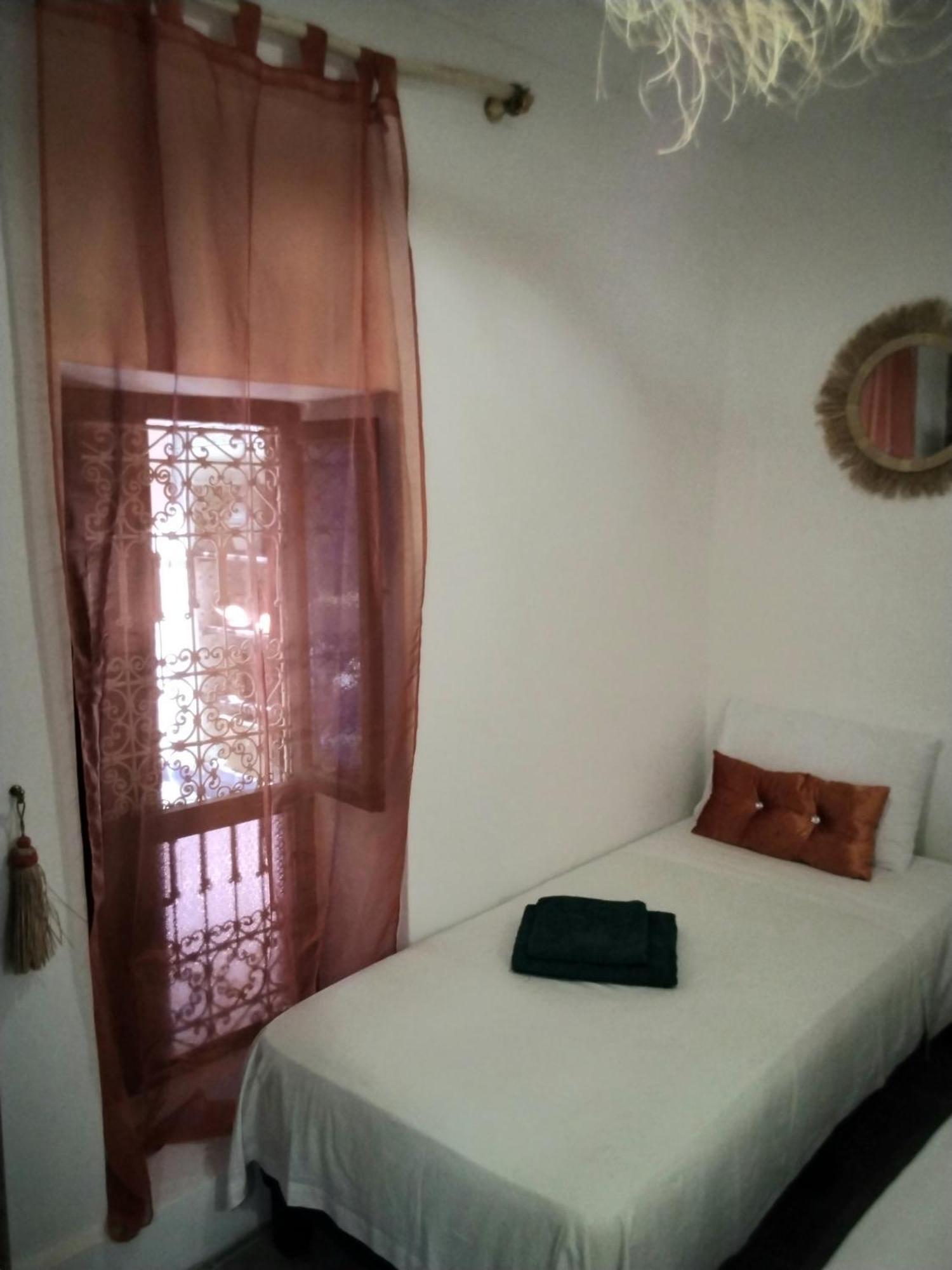 Riad Bouchouari 33 Marrakesz Pokój zdjęcie